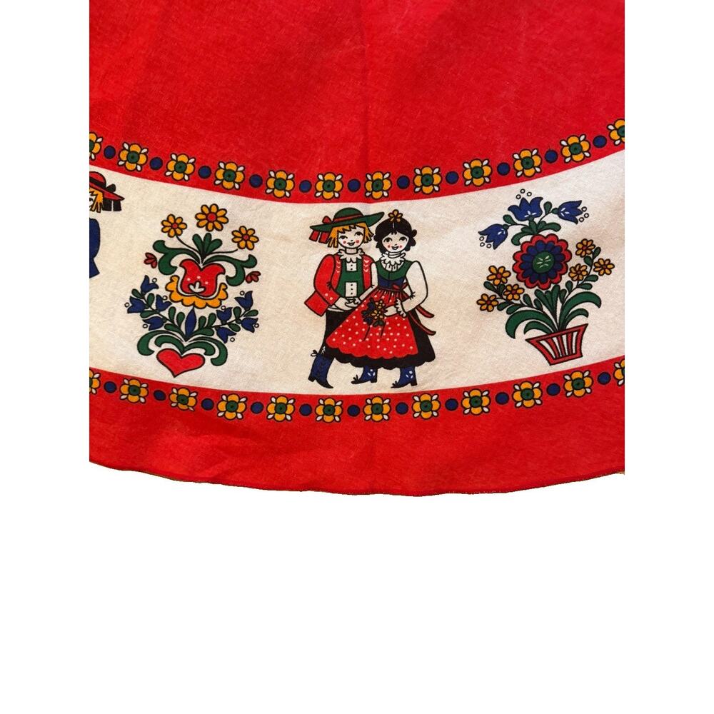 Vintage Austrian Folk Art Round Tablecloth 62” Red Floral DELLA TORRE 3757/20 - Picture 12 of 16